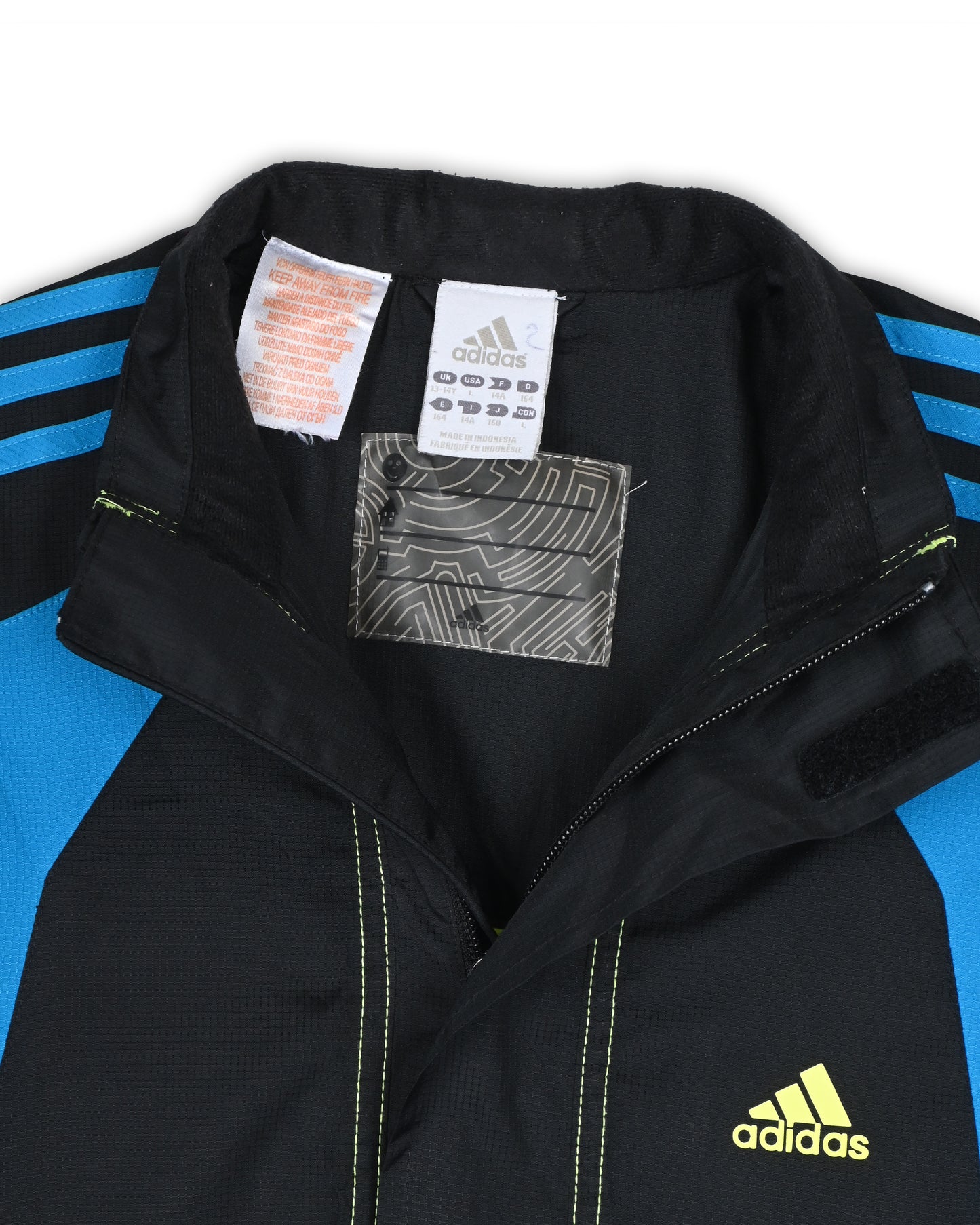 ADIDAS JACKET - L