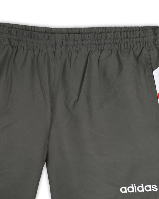 ADIDAS SHORTS - 36-38