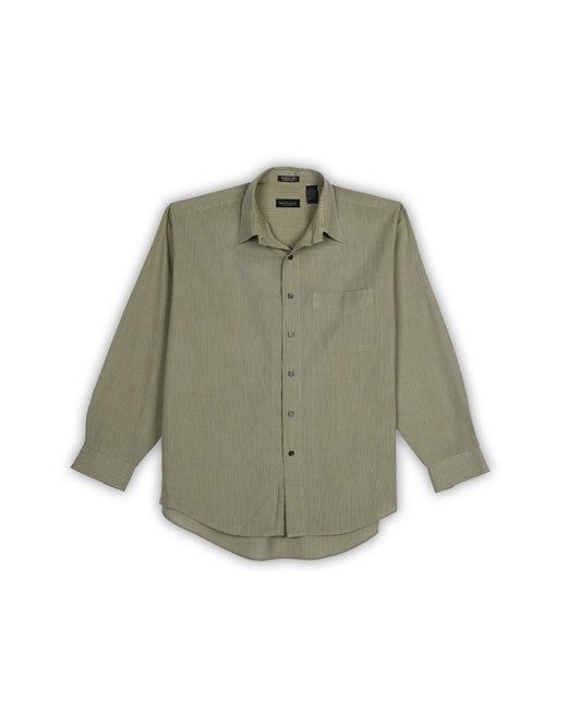 VAN HEUSEN SHIRT - L
