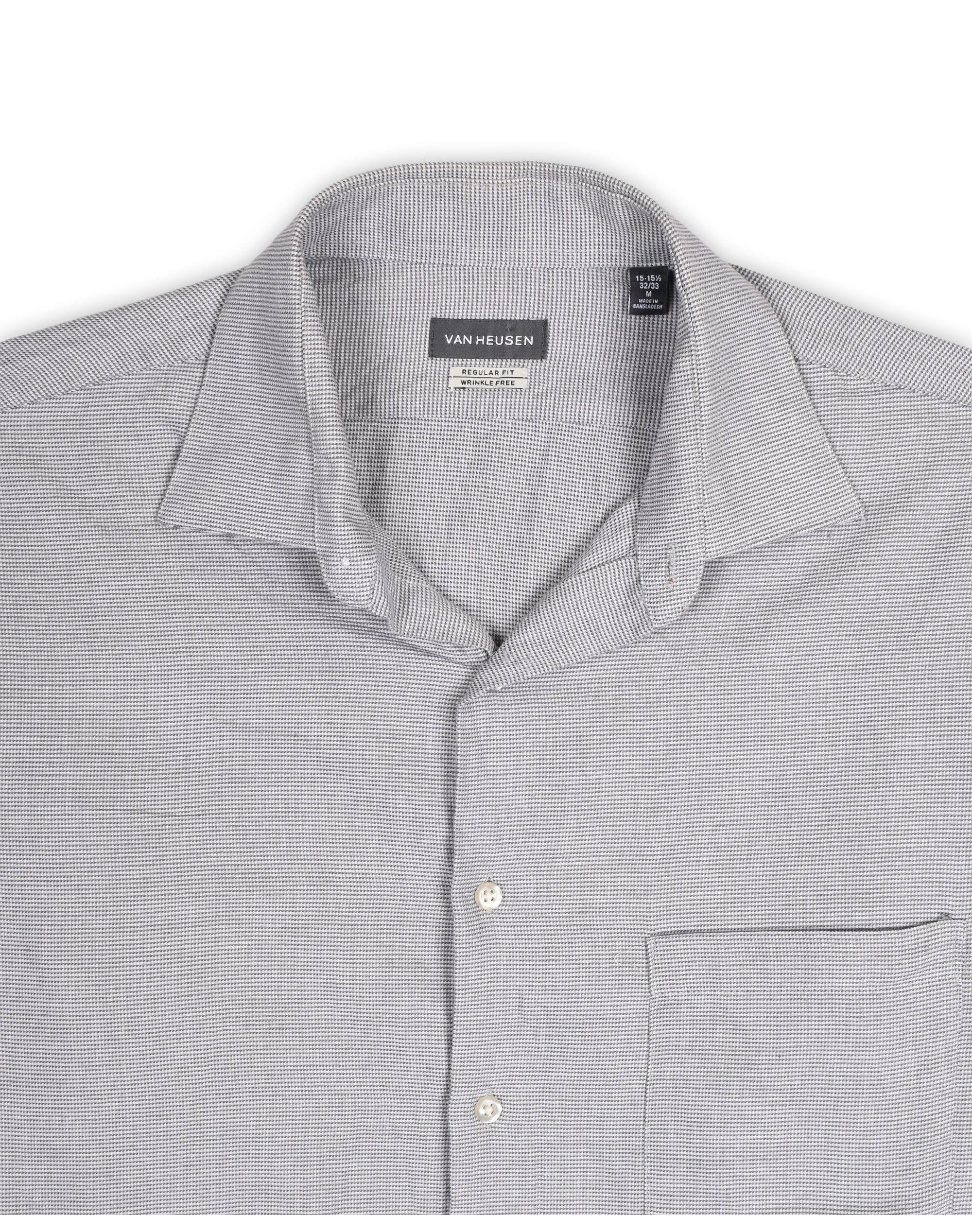 VAN HEUSEN SHIRT - M