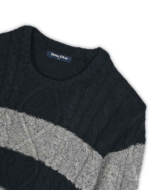 VINTAGE SWEATER - M