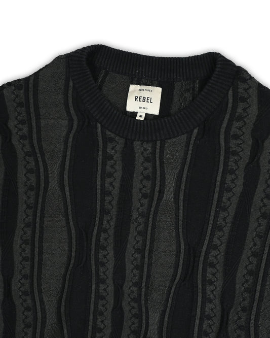 REBEL VINTAGE SWEATER - M