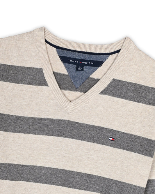 TOMMY HILFIGER SWEATER - M