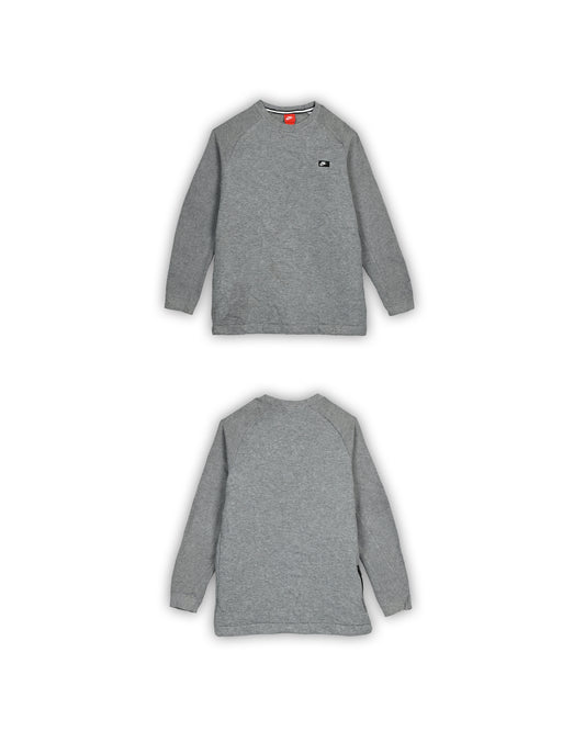 NIKE SWEATSHIRT - L
