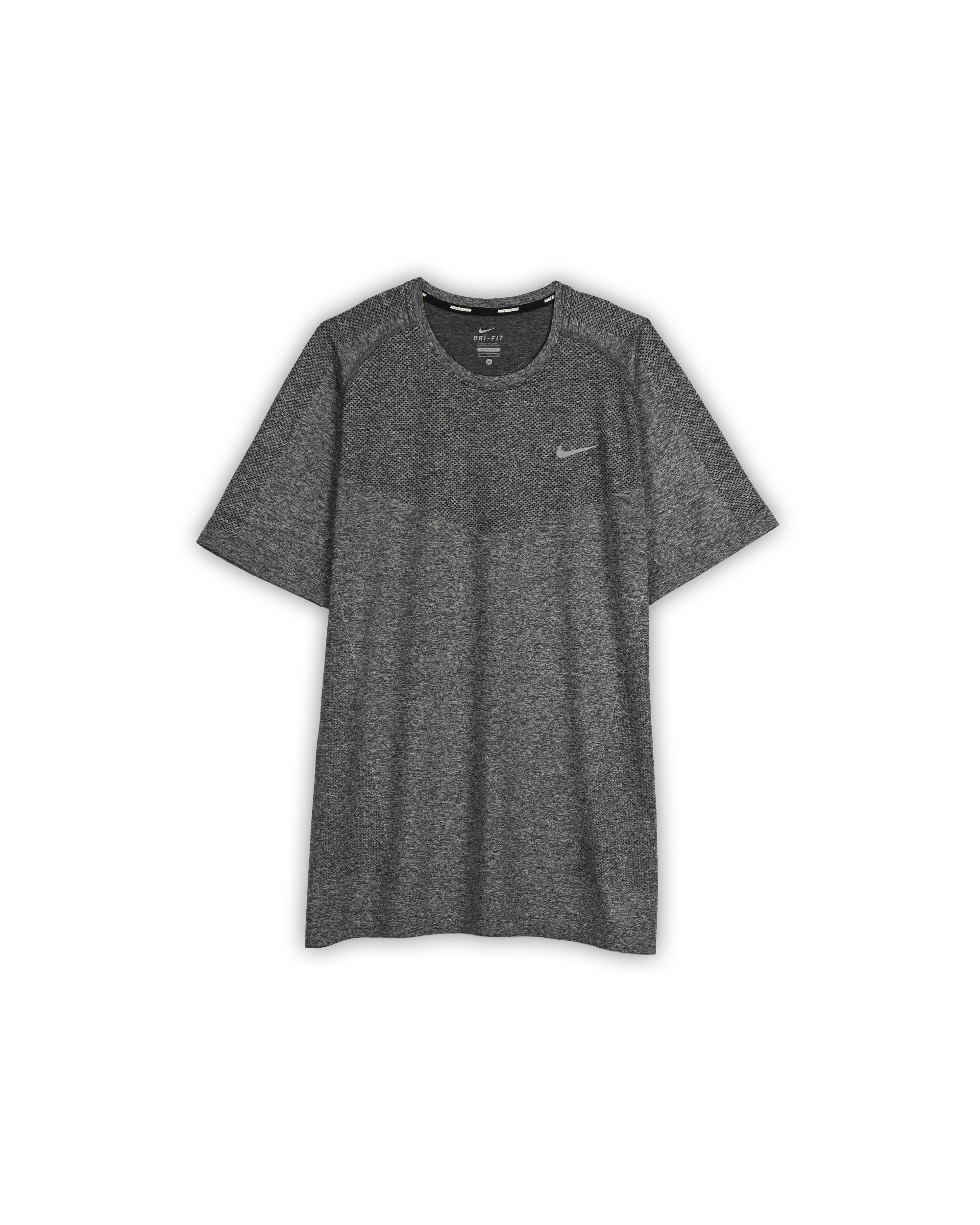 NIKE T-SHIRT - XL