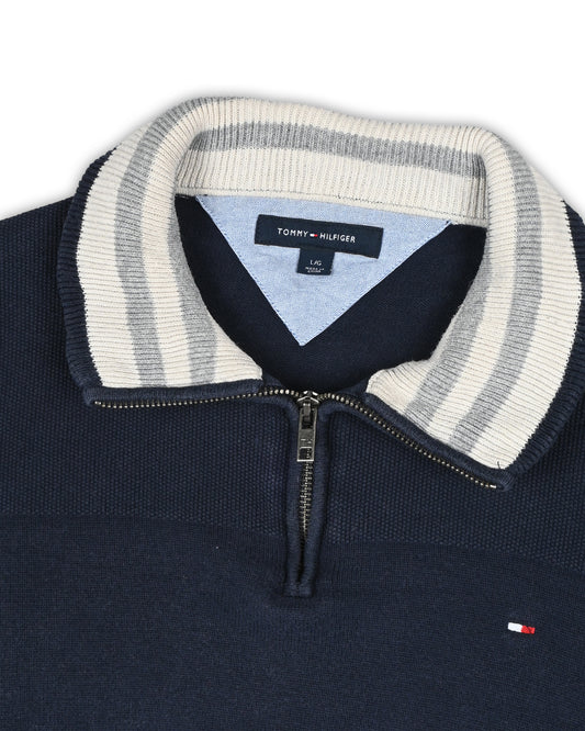 TOMMY HILFIGER T-SHIRT - L