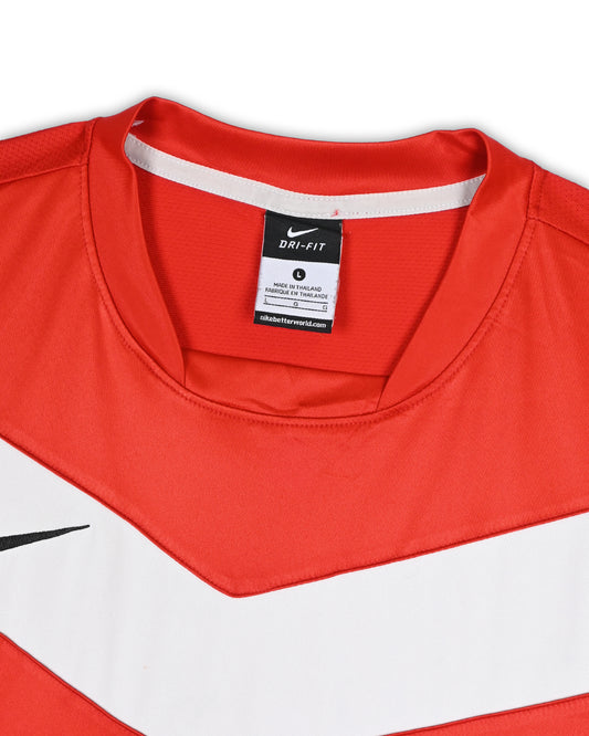 NIKE T-SHIRT - L