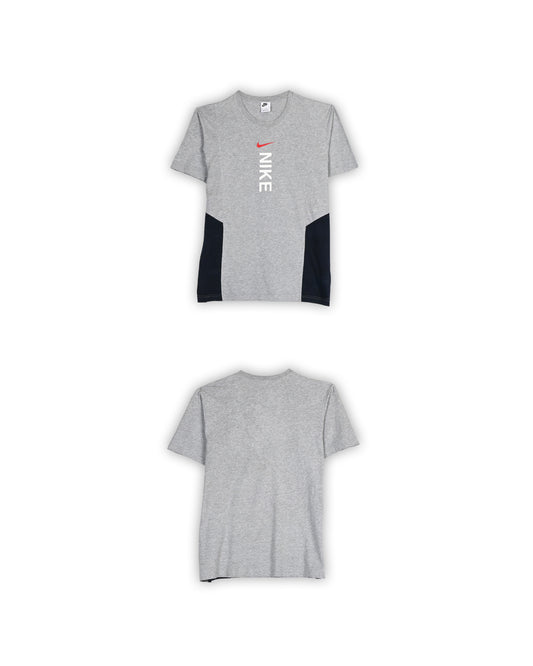 NIKE T-SHIRT - M