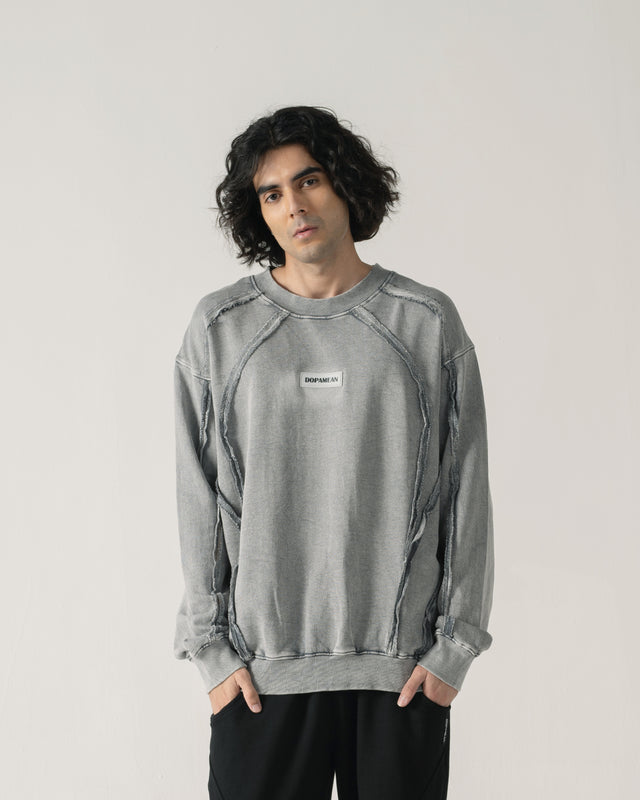 PATCHED SWEATSHIRT - GREY